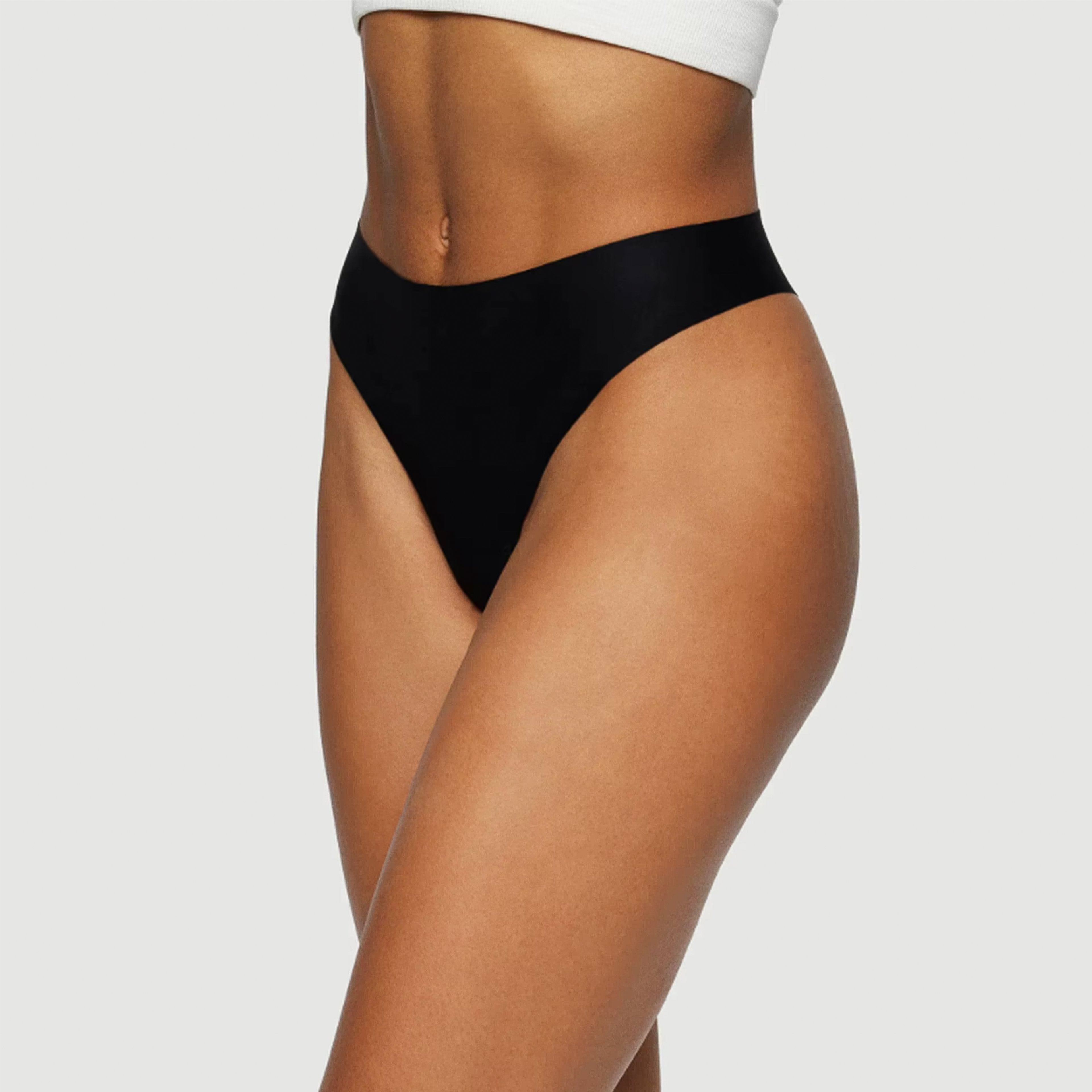 תחתונים ללא תפר לנשים בצבע שחור לנוחות יומיומית ומראה חלק מתחת לבגד